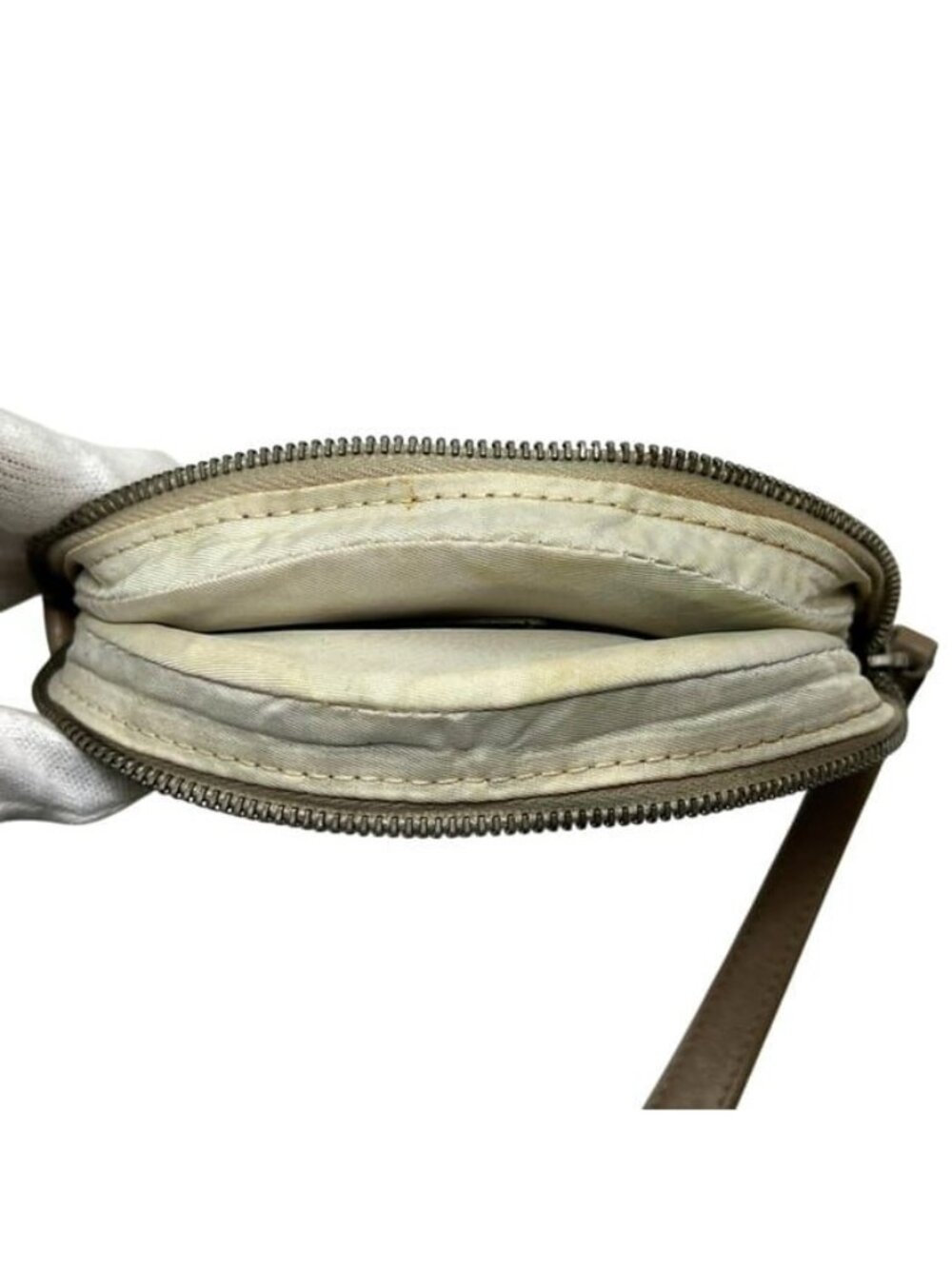 Chanel Neutral Pouch Beige New Travel - Picture 4 of 10